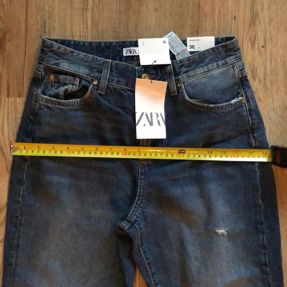 NEW!! Zara High Waisted Ripped Straight Leg Jeans - Picture 12 of 16